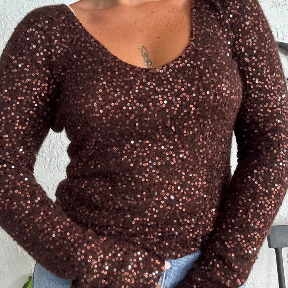 l Donna Karan rare cashmere & silk sweater with copper sequins Size M